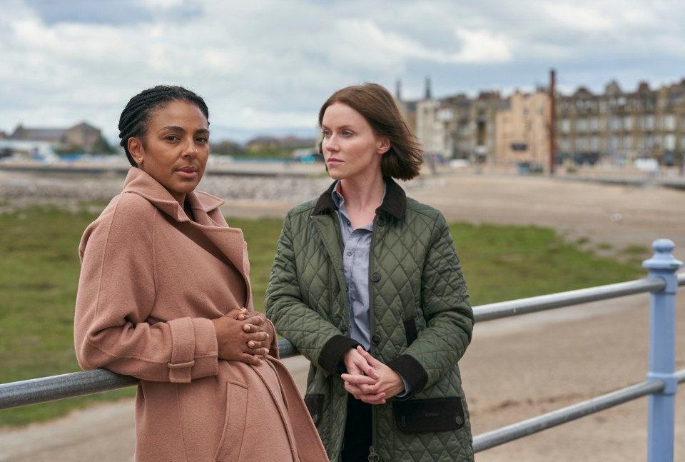 Marsha Thomason and Erin Shanagher return as DS Jenn Townsend and DS Karen in the fifth series