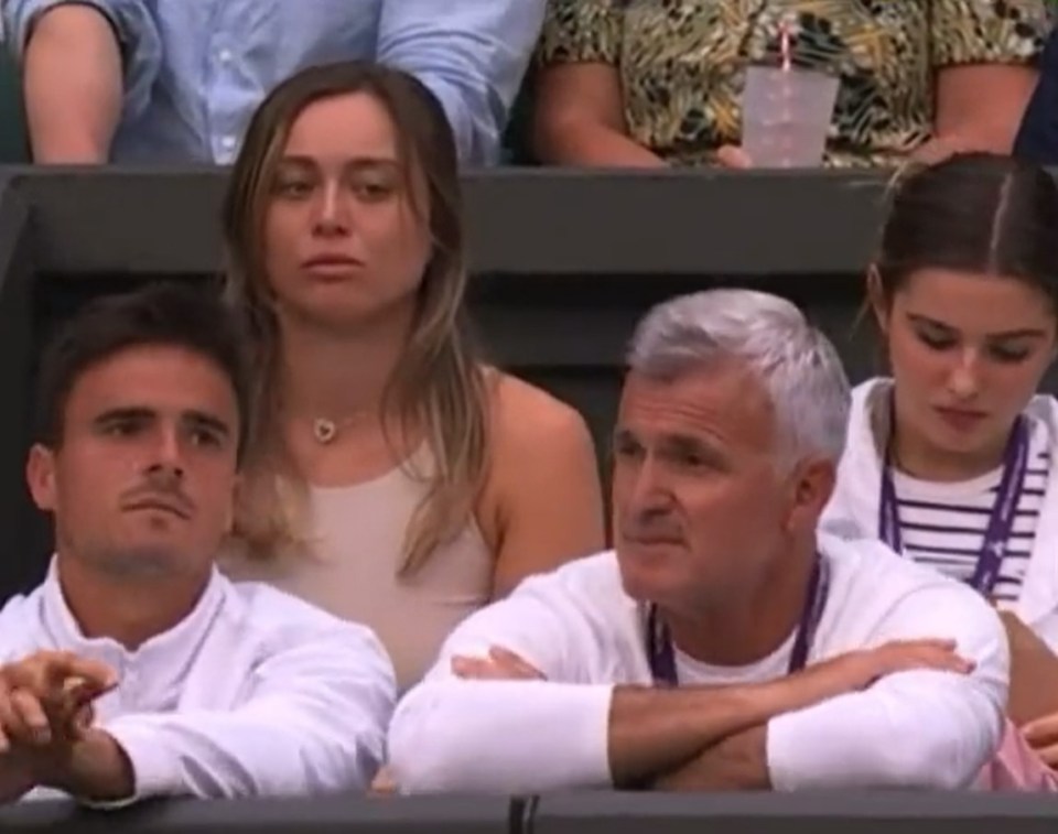 Paula Badosa gave Apostolos Tsitsipas the side eye at Centre Court