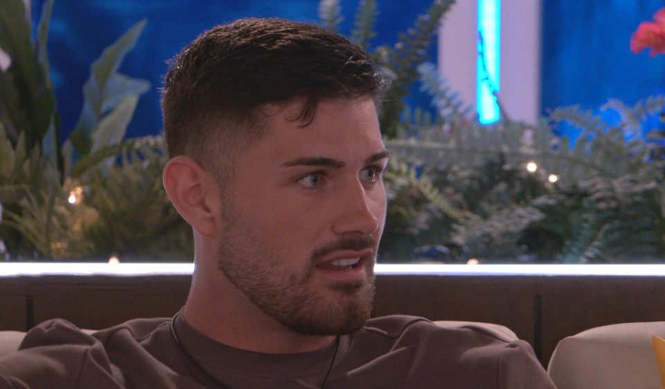 ITV2 viewers were shocked at Catherine's behaviour towards Scott