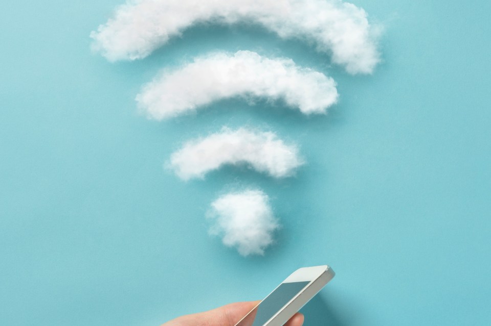 Two Wi-Fi networks fighting to connect could be the problem