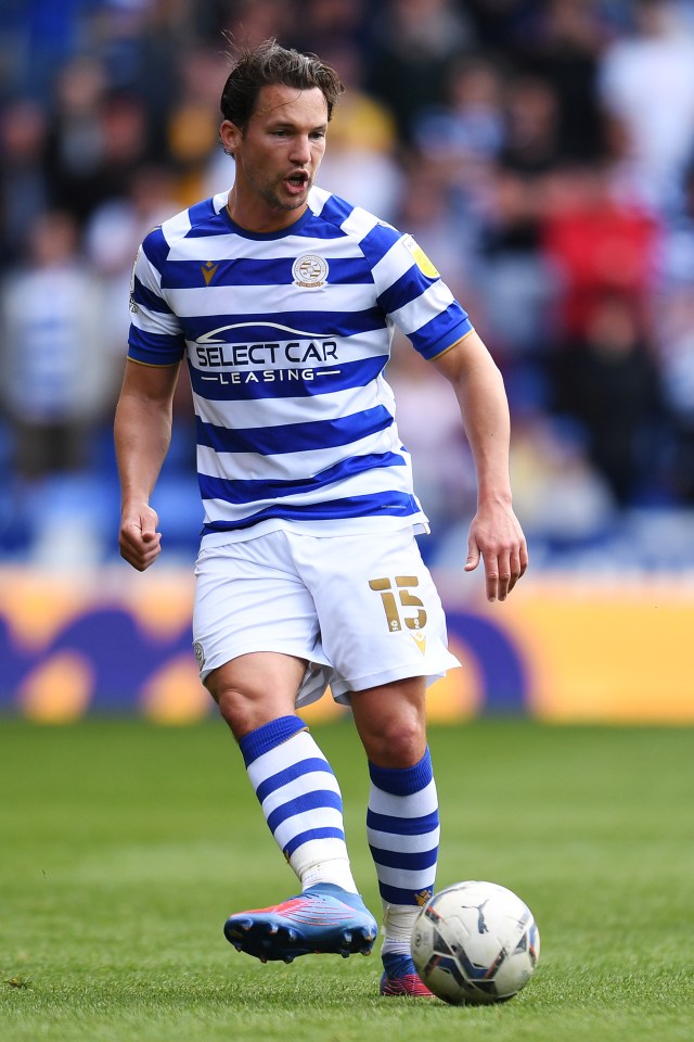 Danny Drinkwater is without a club having last played for Reading