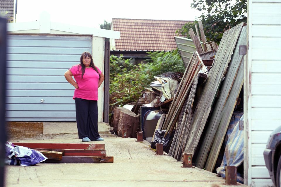 Glynis fears a passer-by might get injured from a piece of falling rubbish