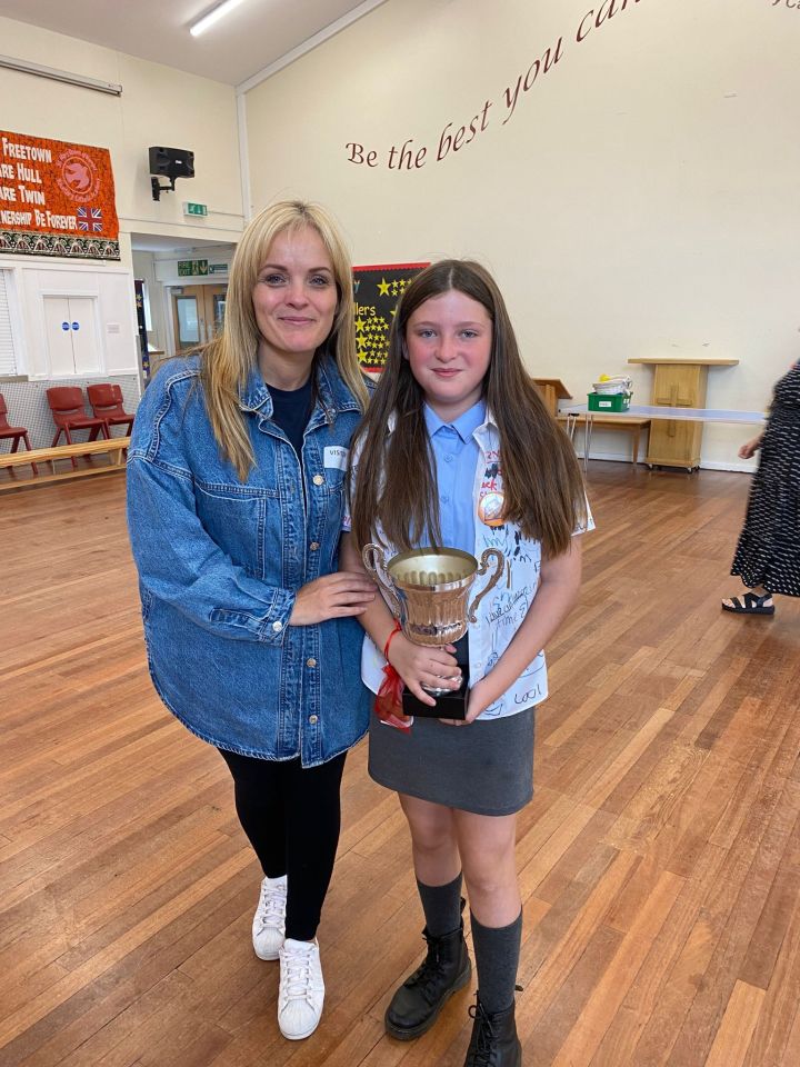 Jenny with daughter Elsie and her prize