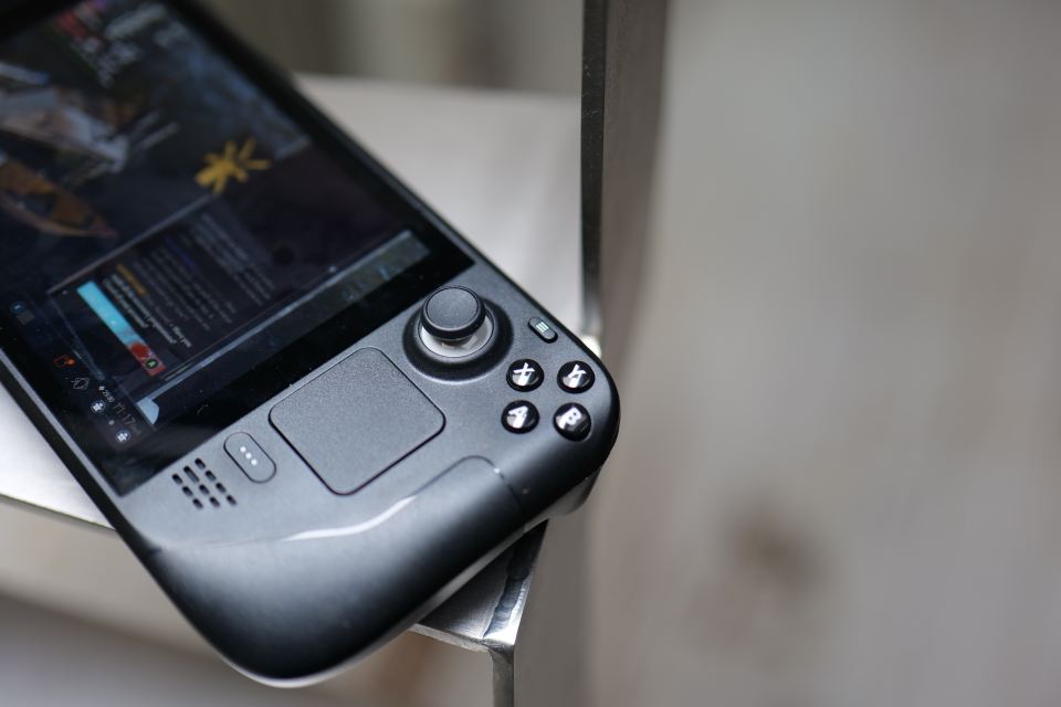 Valve is phasing out two of it's LCD consoles