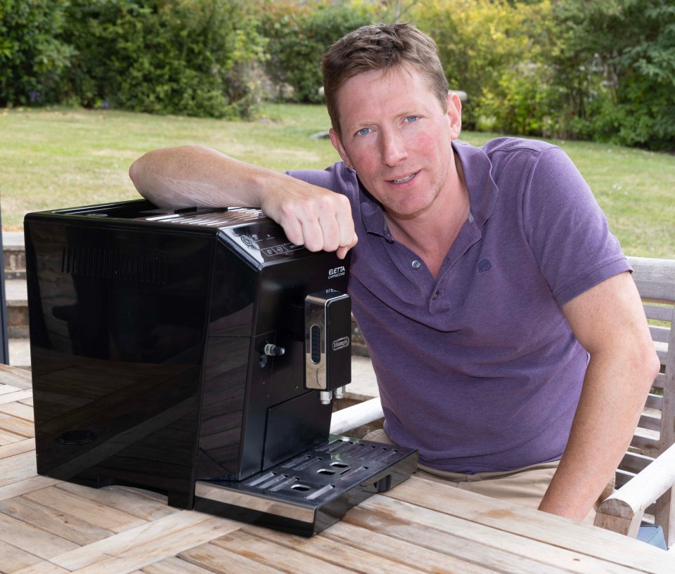 Glenn was also furious that a £400 De’Longhi coffee machine failed after four years