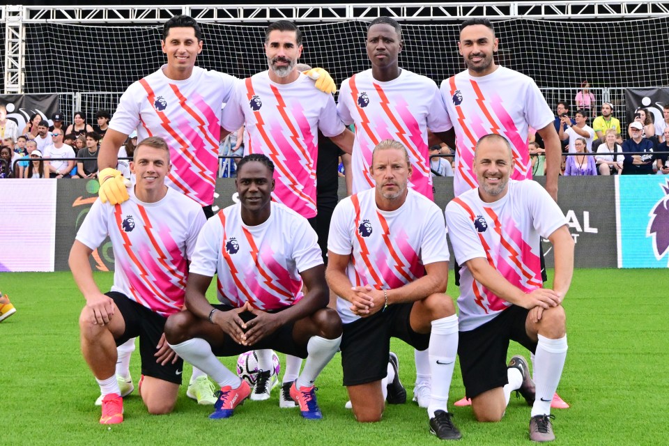 The team featured (back row - left to right) Miguel Gallardo, Juan Pablo Angel, Eddie Johnson, Ahmed Elmohamady, (front row - left to right) Stephen Warnock, Mario Melchiot, Alan Smith and Joe Cole