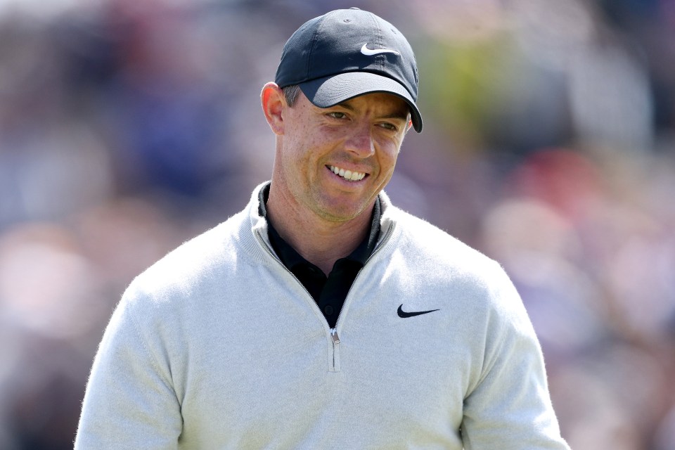 A few fans reckon Rory McIlroy hit an illegal shot at The Open