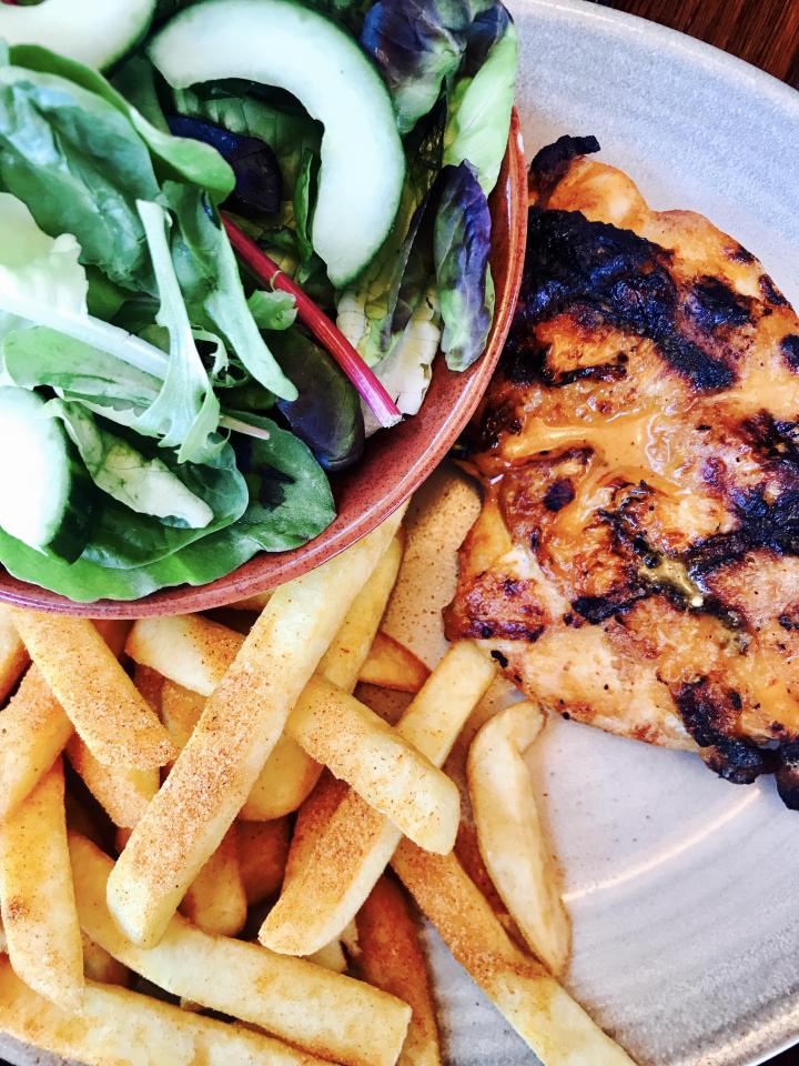 Roosters Piri Piri sells chicken that tastes much like Nando's but for less