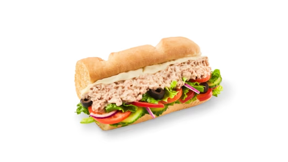 HIGH STREET LUNCHES LYNSEY HOPE<br />
Subway Tuna Sub