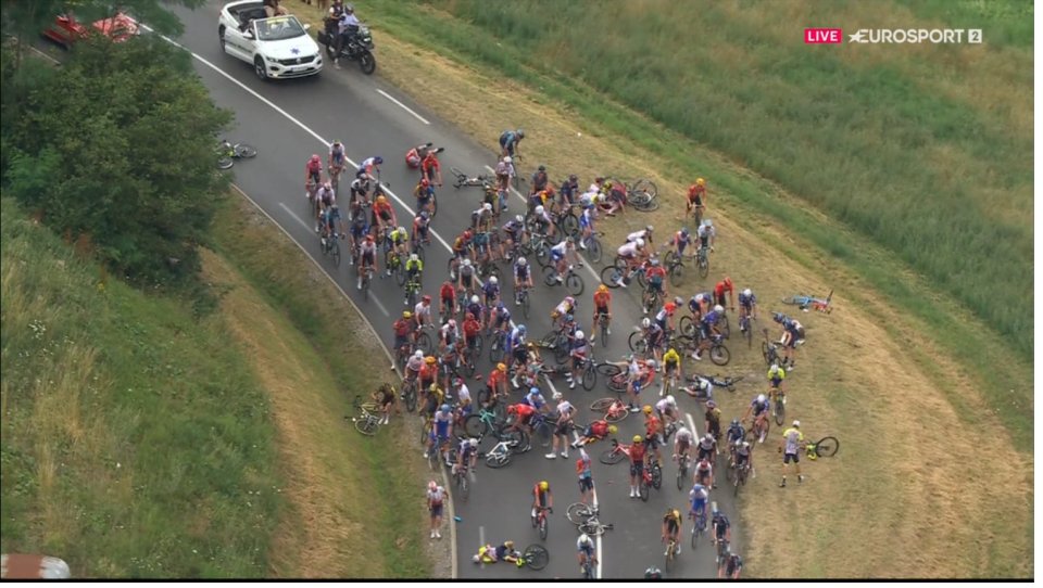 Numerous riders were involved in a terrifying crash