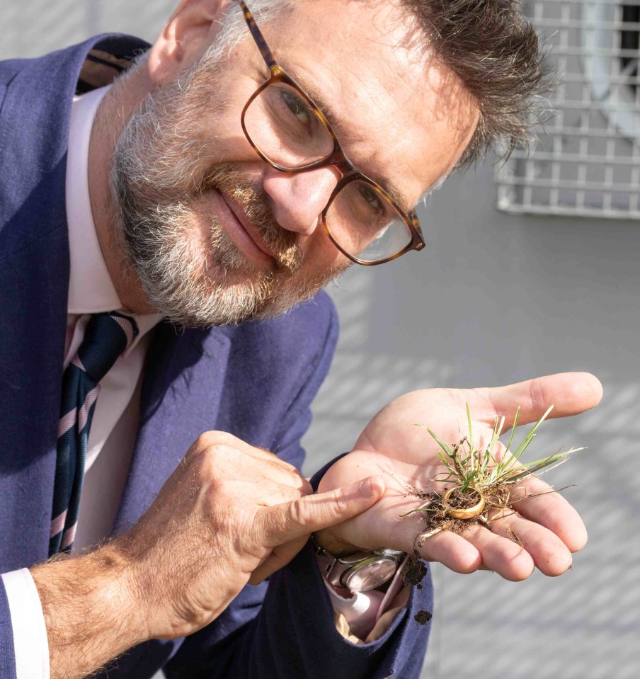 Auctioneer Charles Hanson with the 16th century posy ring