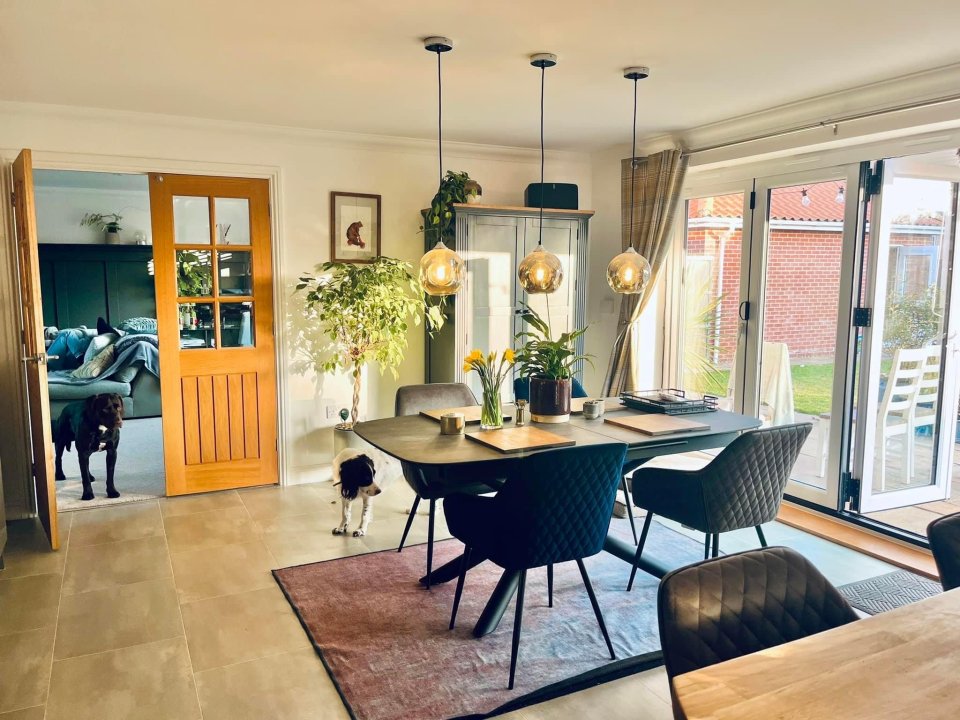 Now the mum's dining room looks mega luxe