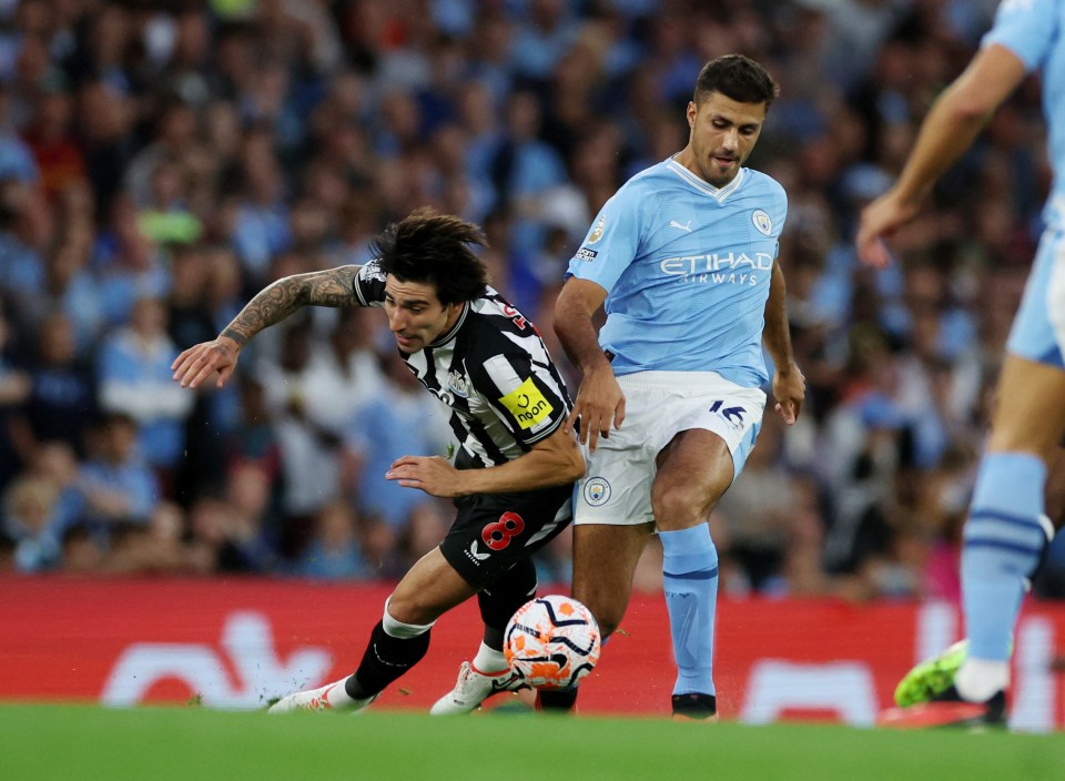 Rodri does it all for Man City