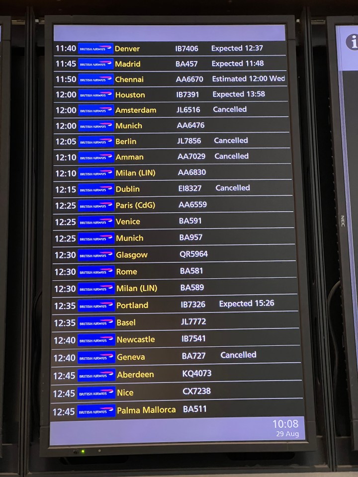 Technical problems with Air Traffic Control have resulted in chaos for passengers at Heathrow T5 yesterday