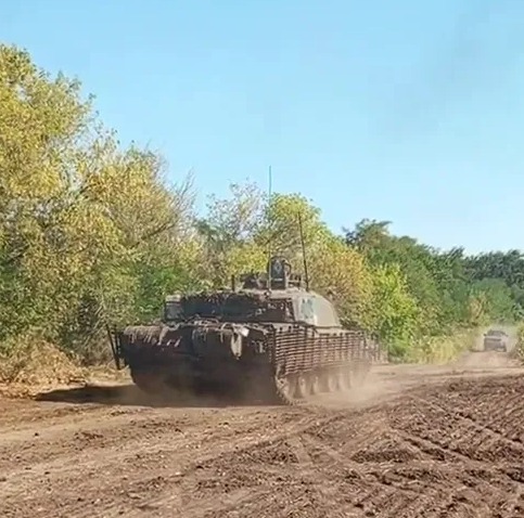 Footage of the challenger nearby the front line has been shared widely