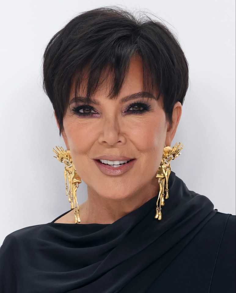 Kris Jenner with black eyeliner on November 7, 2022 in New York