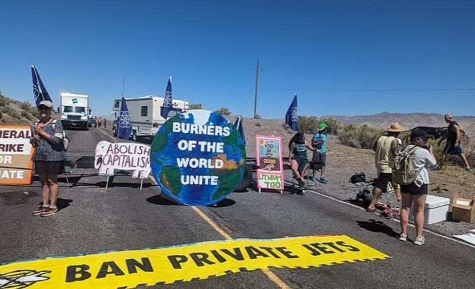 Climate activists blocked the road to protest against the use of private jets