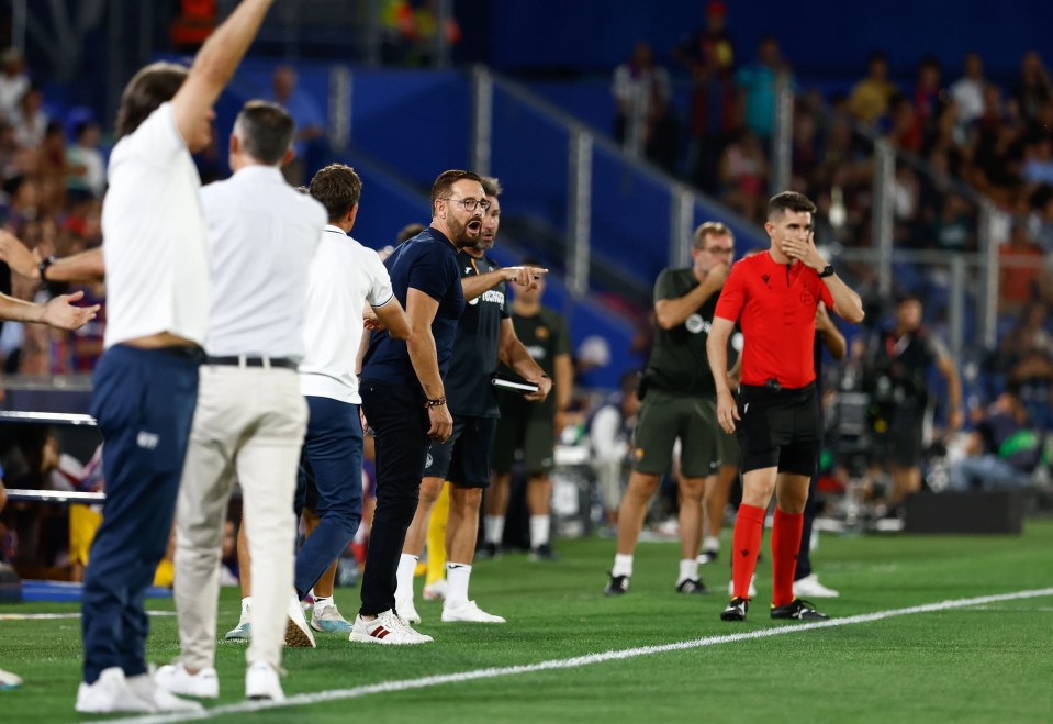 Christopher Oyola Palacio (dark T-shirt, white trainers) was sent off against Barcelona