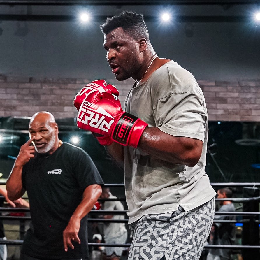 Mike Tyson training Francis Ngannou to fight Tyson Fury