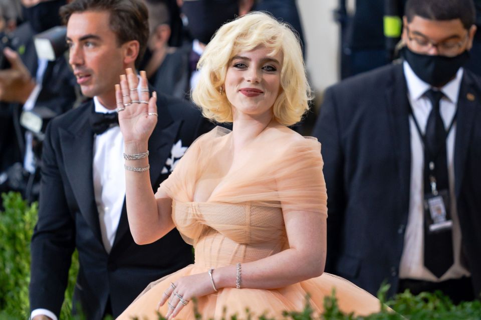 NEW YORK, NEW YORK - SEPTEMBER 13: Billie Eilish attends the 2021 Met Gala celebrating In America: A Lexicon Of Fashion at the Metropolitan Museum of Art on September 13, 2021 in New York City. (Photo by Gotham/GC Images)