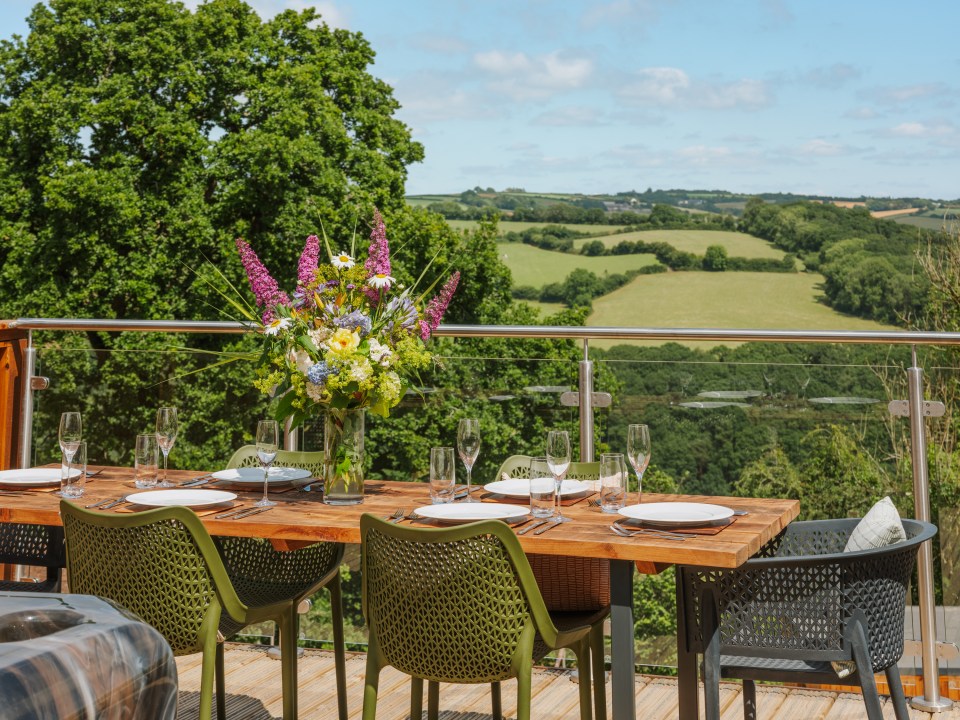 The lush rolling hills of Devon gave our holiday a distinguished backdrop