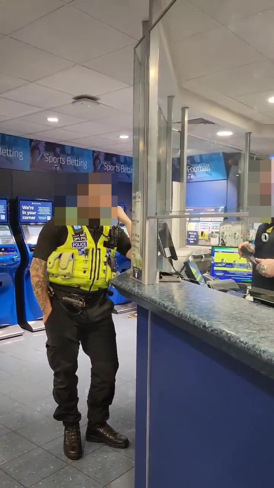 Cops attended a William Hill betting shop in Harrogate, North Yorkshire