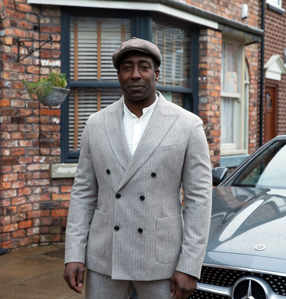 Ronnie Bailey is set to betray his brother Ed next week