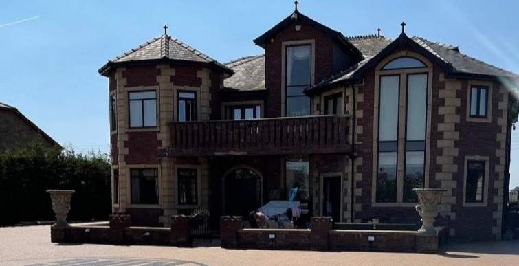 The Gypsy King and his family live in this palatial mansion in Morecambe