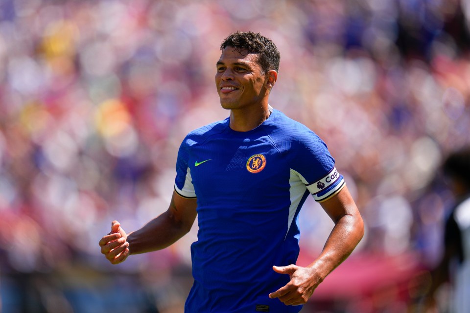 Chelsea have asked Thiago Silva to help them sign Washington this summer