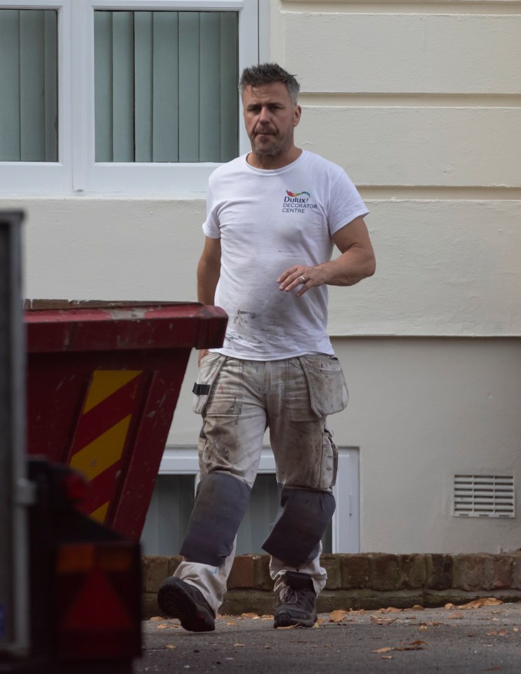 Craig Phillips was spotted working as a builder