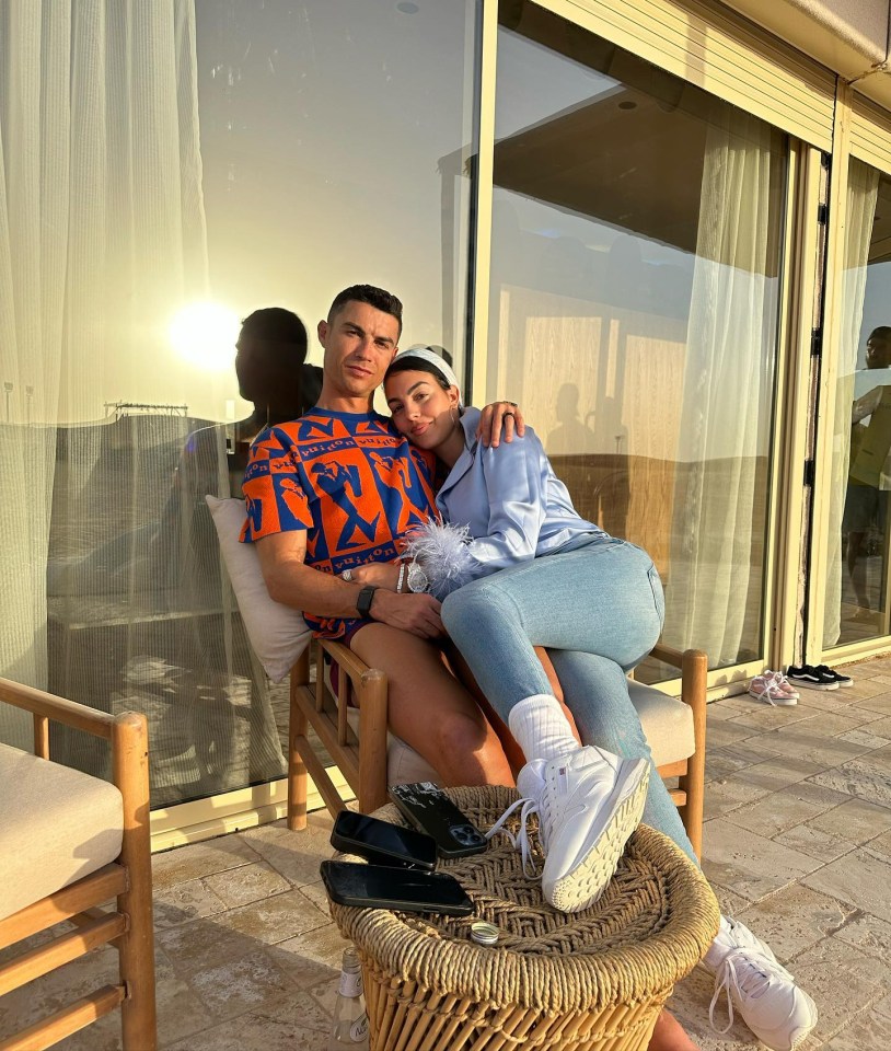 Ronaldo and Georgina look as relaxed as ever