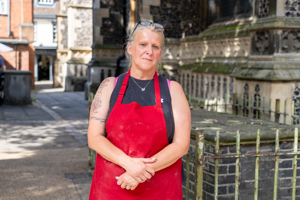 Justine Allen says there have been gangs using knives outside the restaurant she works in