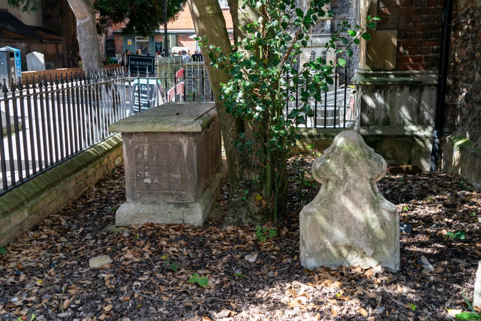 Drug addicts have reportedly been having sex on raised church tombstones near Ipswich town centre