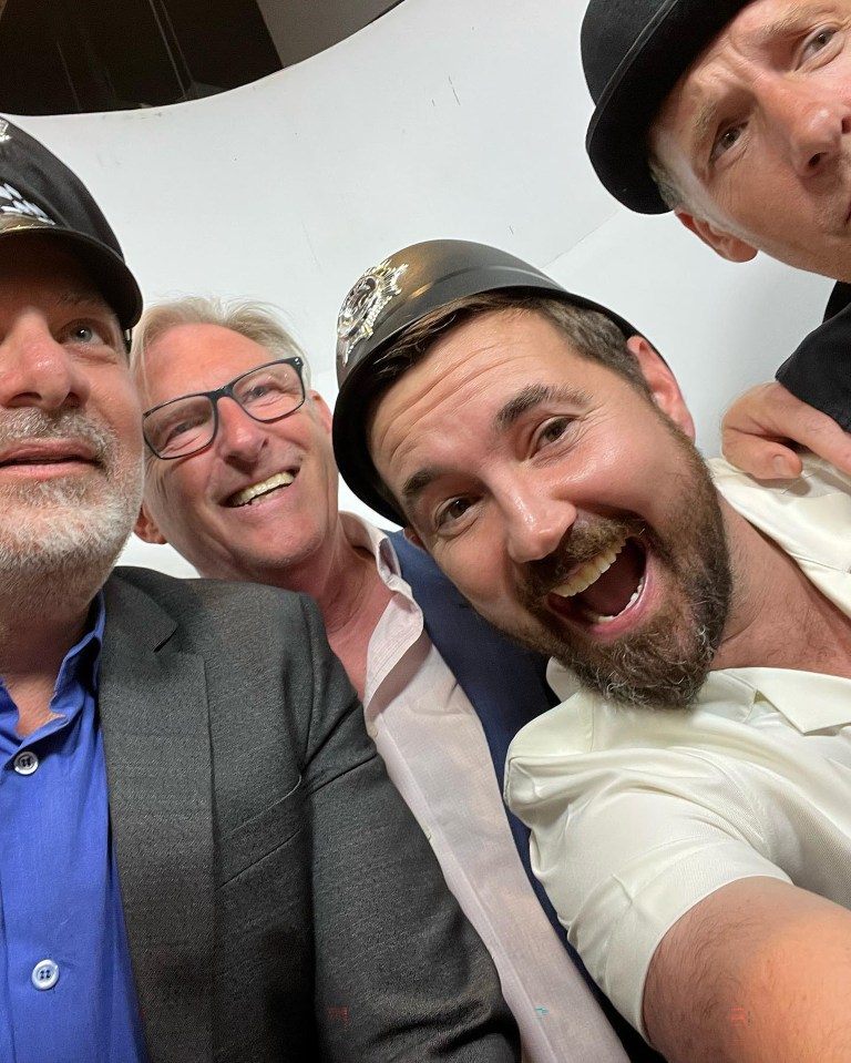 The Line of Duty stars got together for a selfie