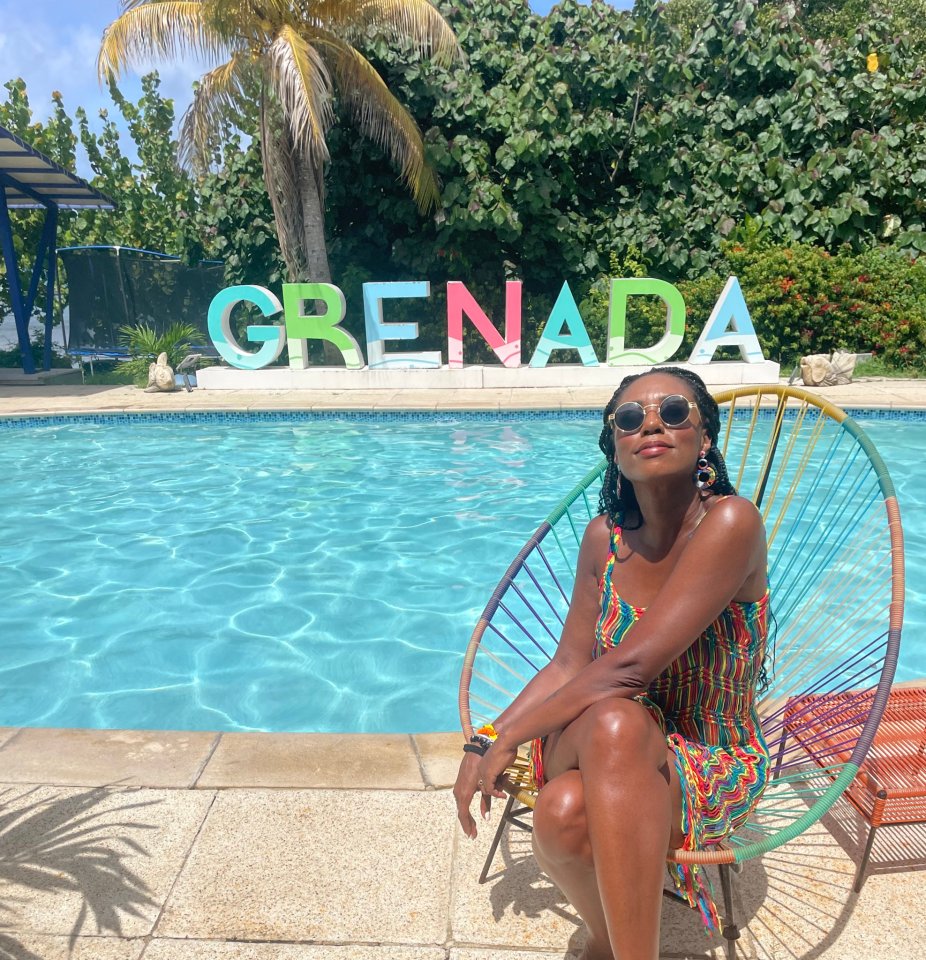 Another picture saw her posing by the pool