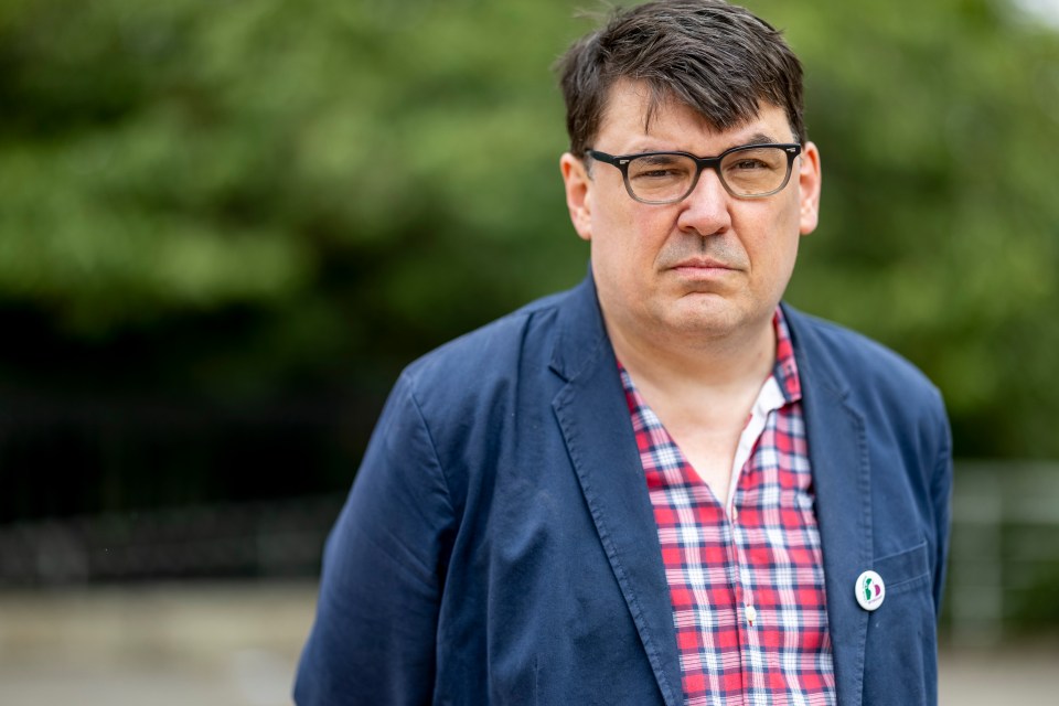 Comedian Graham Linehan had his gig at the Edinburgh Fringe cancelled