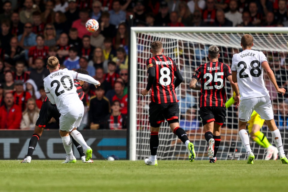 Jarrod Bowen had given the Hammers the lead with a stunning goal