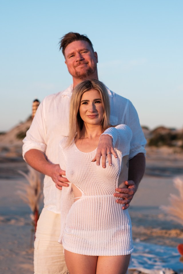 MAFS star Dean Wells is engaged to Beauty And The Geek's Aimee Woolley