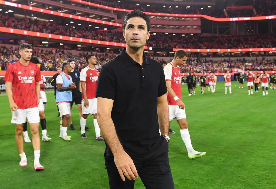 Mikel Arteta's Arsenal let the title slip last season