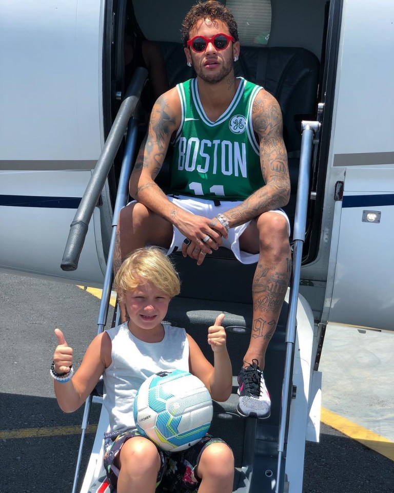 Neymar also wants usage of a private jet