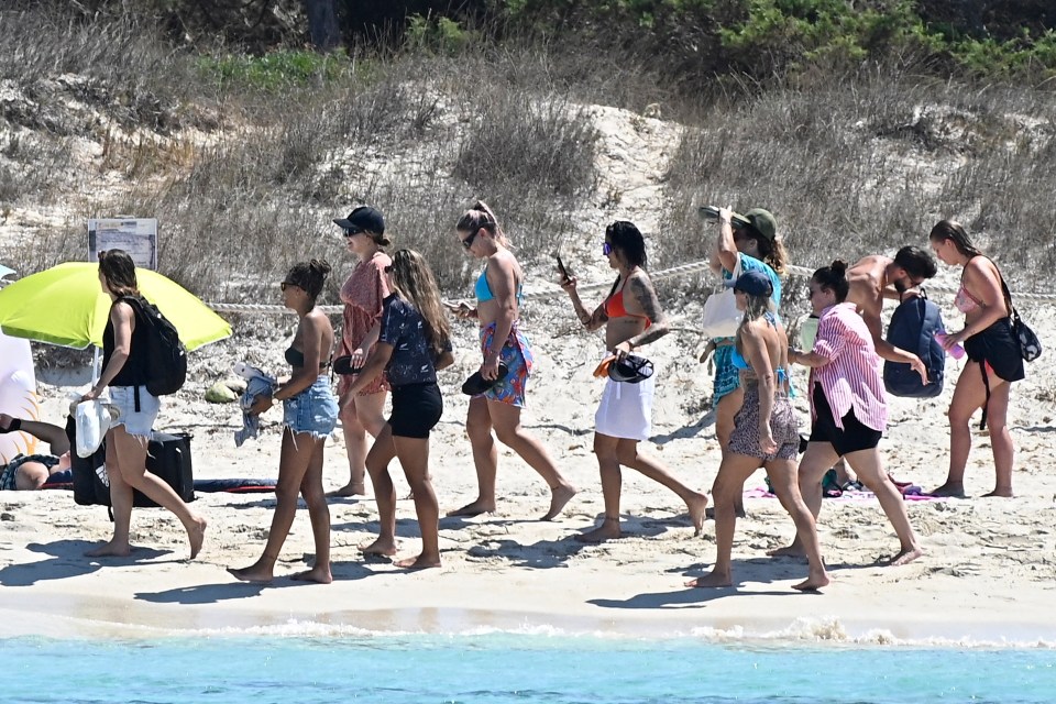 Salma Paralluelo, Jennifer Hermoso, Alexia Putellas and Misa Rodriguez hit the beach  as Spain's World Cup heroes enjoy brief downtime