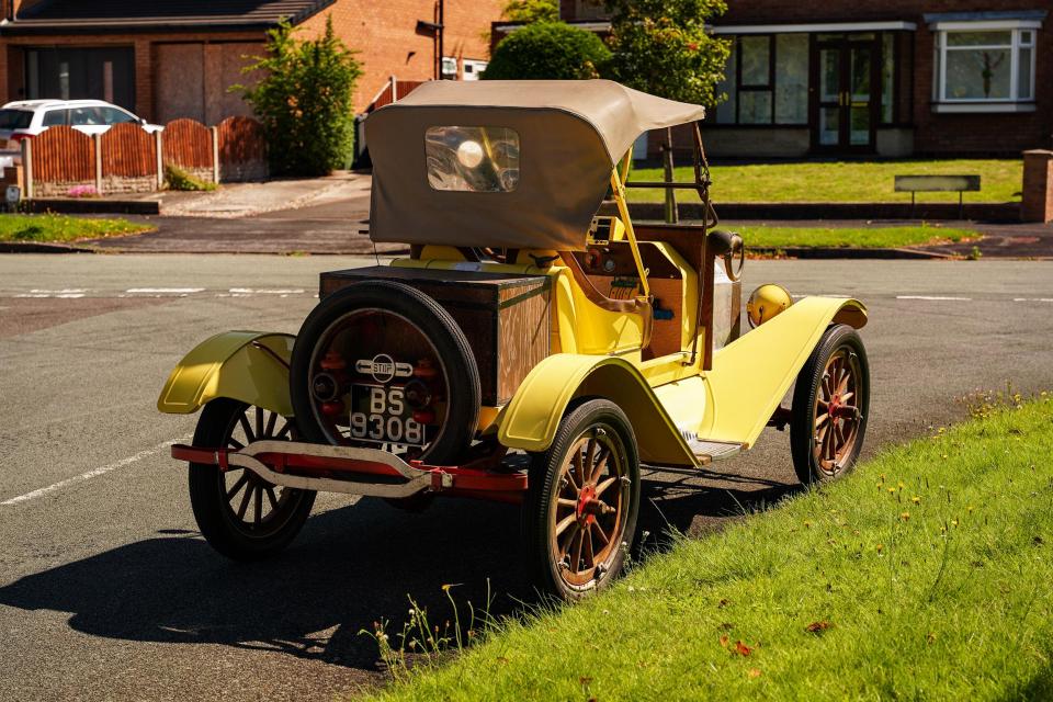 The classic Ford Model T retains nearly all of its original features