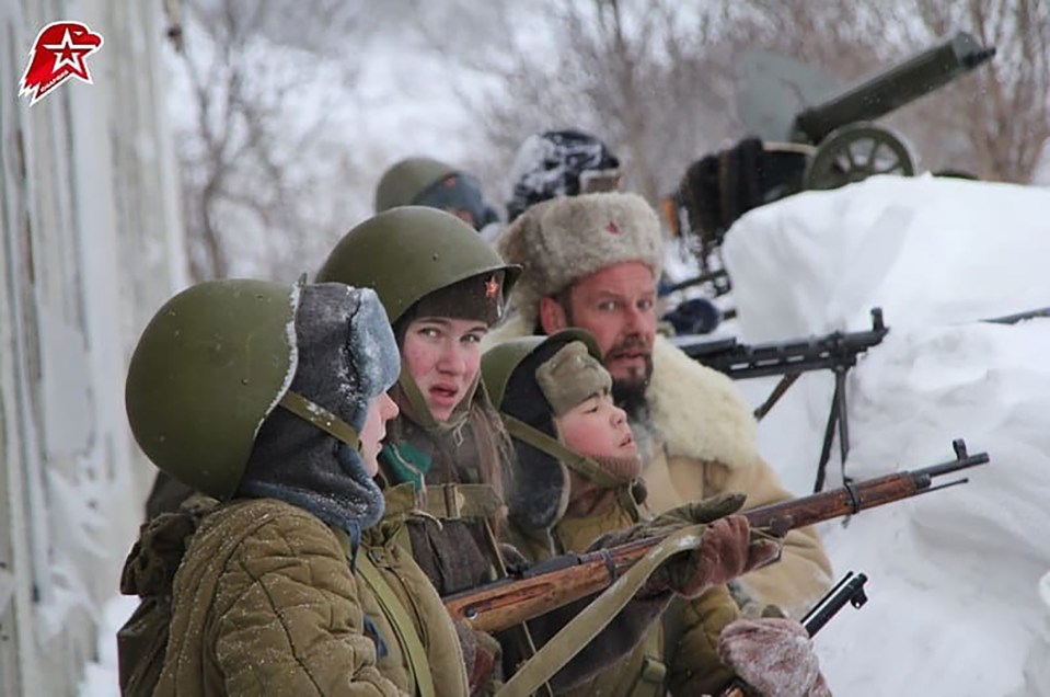 Many of Russia's youth enlist in the army after finishing school