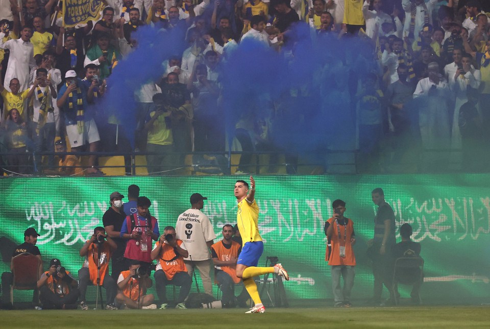 Fans were astounded as Ronnie netted a second in his side's 4-3 win over Al-Ahli