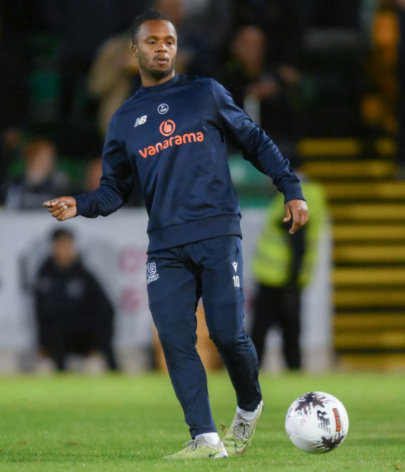 Mauro Vilhete also signed for Southend on Tuesday and was named on a two-man bench