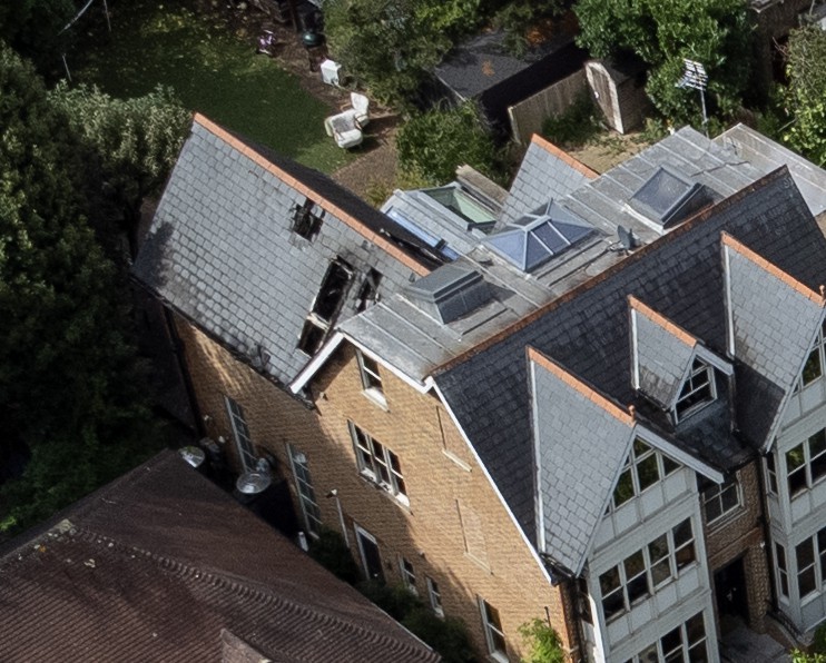 11 September 2023...Fire breaks out at ITV star Ant McPartlin's former home in Chiswick..Credit: CLICK NEWS AND MEDIA Ref: Ralph New 20.CLICK NEWS AND MEDIA - PICTURES@CLICKNEWSANDMEDIA.COM - 07774 321240 - STANDARD SPACE RATES APPLY