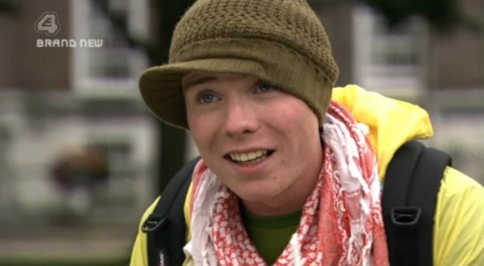 Skins star Joe Dempsie looks unrecognisable these days