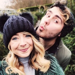  Zoë Sugg and Alfie Deyes confirmed they were dating in 2013