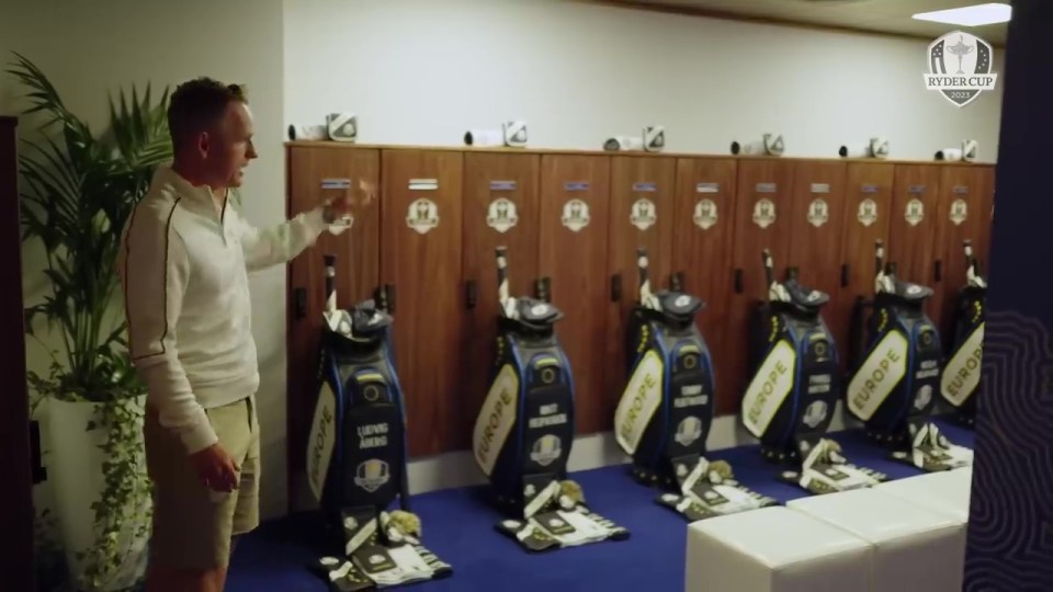 Donald takes fans into the locker room where the golf bags are already lined up