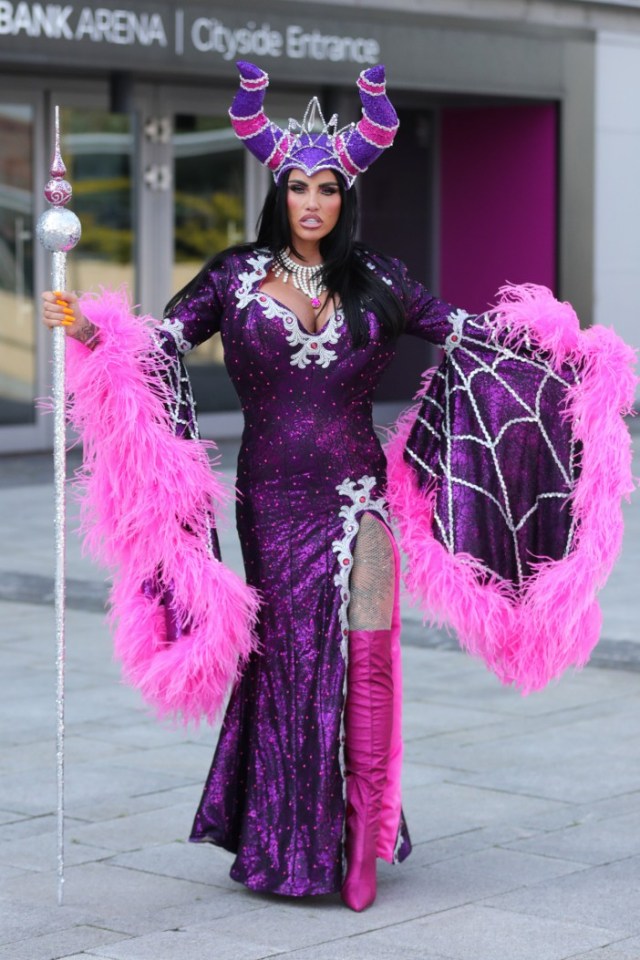 Kate Price gets into costume as Carobosse which she will be playing in the pantomime Sleeping Beauty at M&S Bank Arena in Liverpool in December 2023 Pictured: Katie Price Ref: SPL9904311 060923 NON-EXCLUSIVE Picture by: Splash News / SplashNews.com Splash News and Pictures USA: 310-525-5808 UK: 020 8126 1009 eamteam@shutterstock.com World Rights,